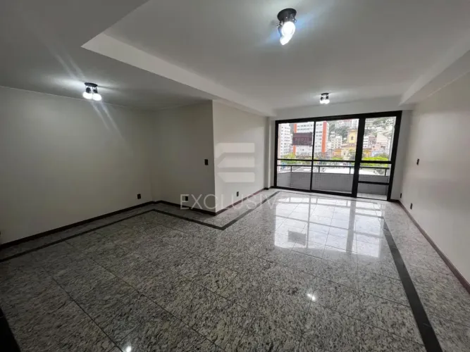 EXCELENTE APARTAMENTO - LOCAÇÃO - 3 QUARTOS - CENTRO NOVA FRIBURGO