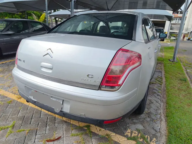 Citroen C4 Pallas GLX 2.0/ 2.0 Flex Aut. 2011