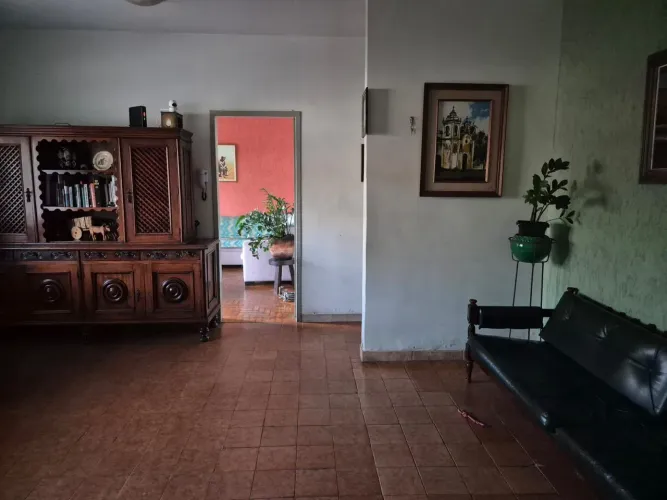 Vende se ou troca duas casas com área com permuta 500 mil o minimo