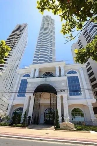 Balneário Camboriú, Ed. Millenium Palace, 20º Andar, com vista panorâmica para o mar, 4 Su