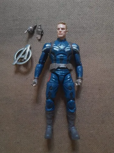 Capitão América Marvel Legends