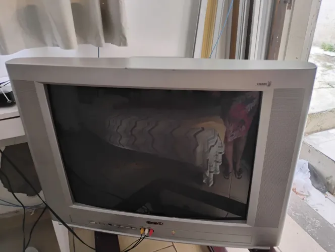 Tv tubo 29 polegadas com conversor
