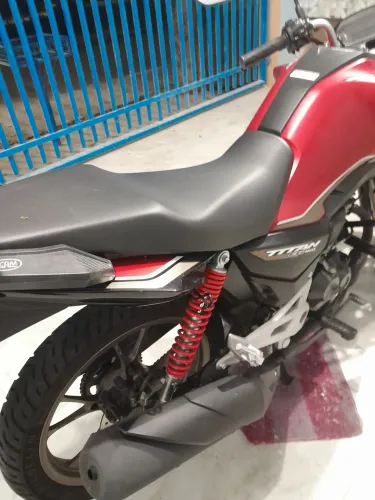 Moto cg titan160 edição limitada 50 anos 2026