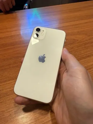 iPhone 11 