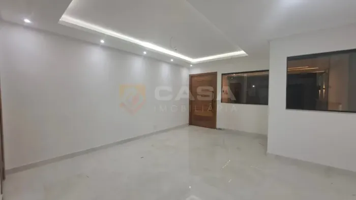 Alto padrão no Solar do Porto: casa com 3 quartos e suíte master
