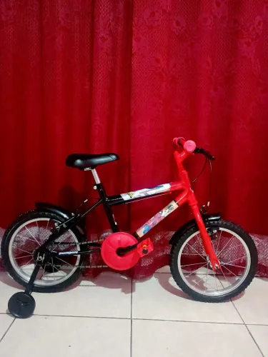 Bicicleta homem aranha aro 16
