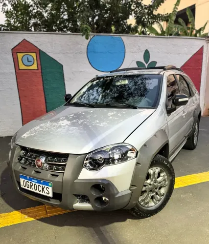 Fiat Palio Week.adv.lock.dualogic 1.8 Flex 2012