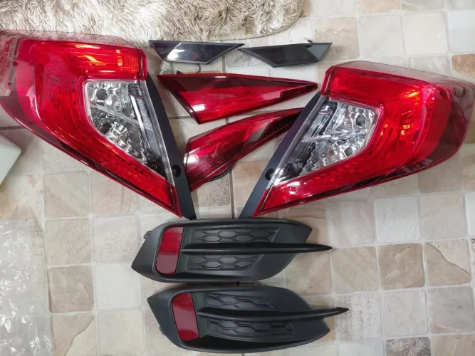 Lanternas traseiras Civic G10 e Spoilers