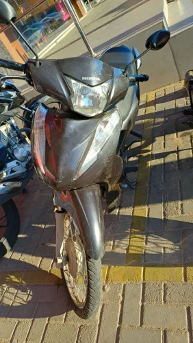 Biz 110 2020 perfeito estado só com alguns afazeres na caranegem