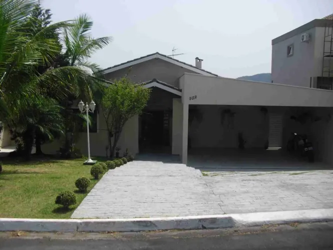 Excelente Casa para VENDA em Condomínio Fechado - Alphaville/Tamboré