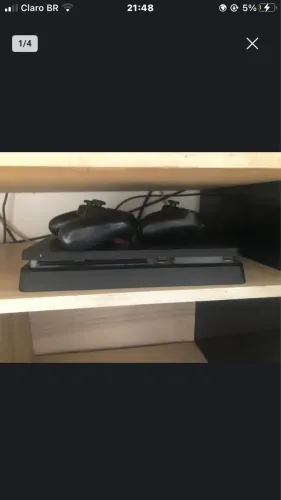 Play 4 1 tb 2 controle e 12 jogos