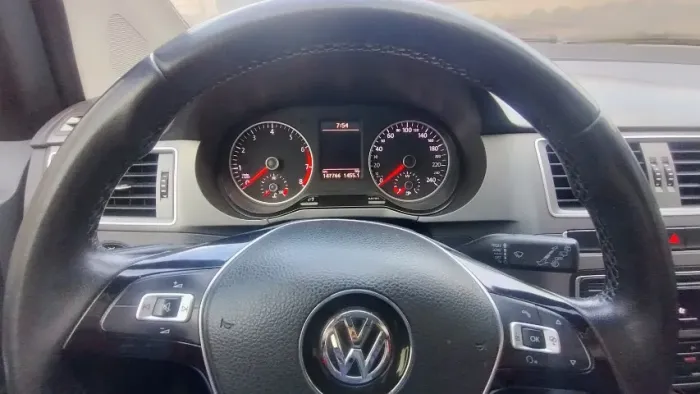 Volkswagen Fox Comfortline 1.6 Flex 8V 5P 2016