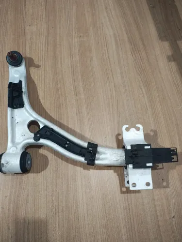 Bandeja Dianteira Direita Original Mercedes GLA 200 2015 a 2019