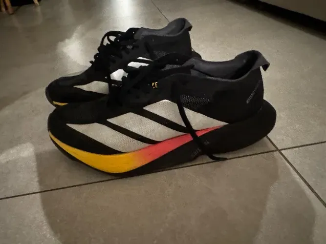 Tênis adizero adidas