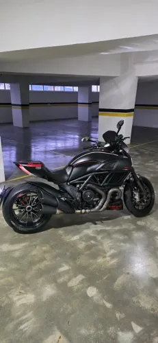 Moto Ducati Diavel