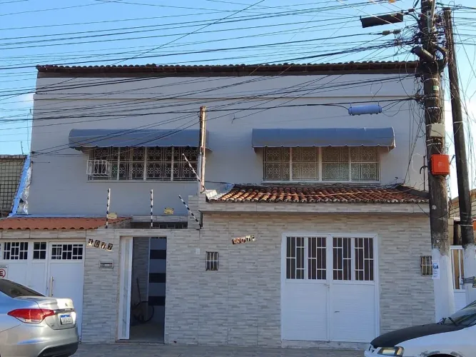 Alugo quarto para Moças em Residência Feminina Próximo ao Centro de Maceió - AL