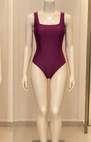 Maiô chapa barriga marca Camboriú