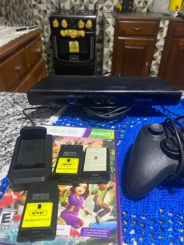 VENDA-SE KINECT+JOGO XBOX360