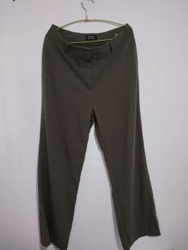 Calça social feminina