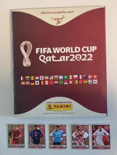 Album Copa 2022 Qatar Incompleto + 5 figurinhas legend