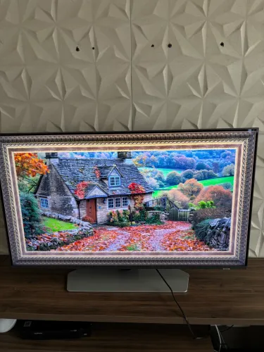SMART GAMING TV 43? NEO QLED 4K Samsung QN90C ?