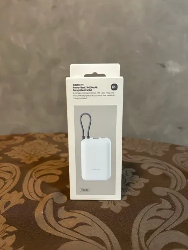 Xiaomi Power Bank 10000mAh (cabo integrado)