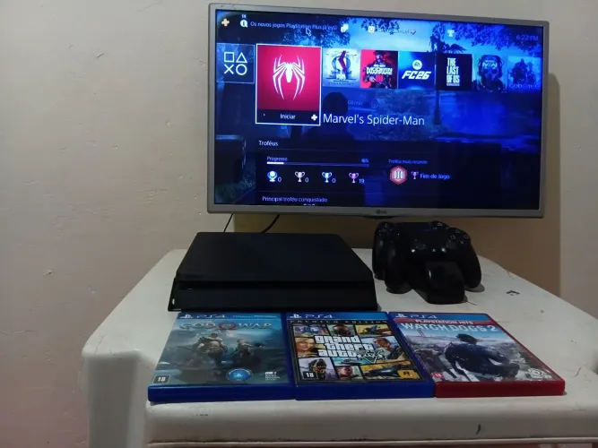Vendo ps4 slim