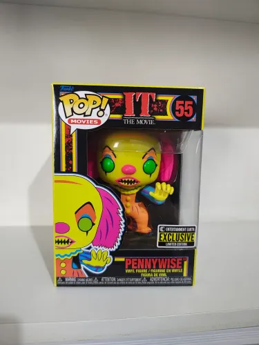 Funko Pop! Movies It The Movie Pennywise 55 (BLACKLIGHT) - #55