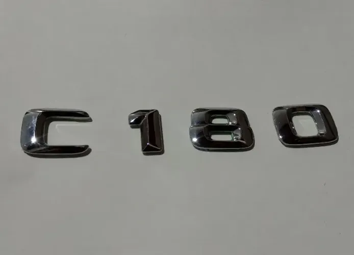 Emblema C180 w205 cromado