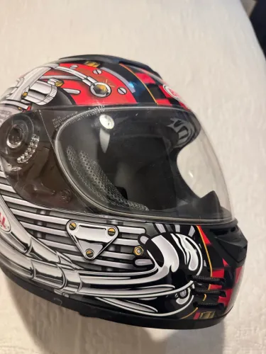 Capacete BELL