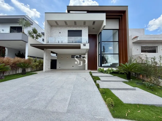Luxuoso Sobrado de Alto Padrão no Swiss Park, Campinas-SP: 3 Suítes, 314m², Arquitetura Co