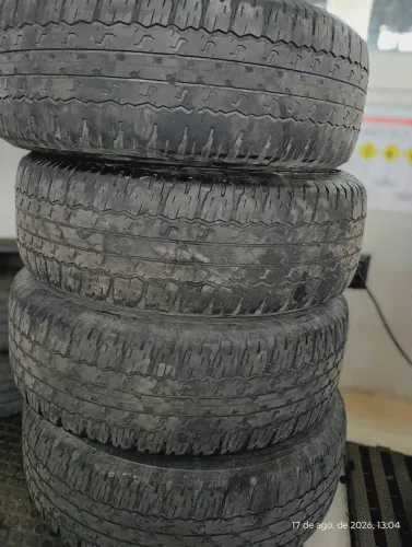 Pneus 17" caminhonete 