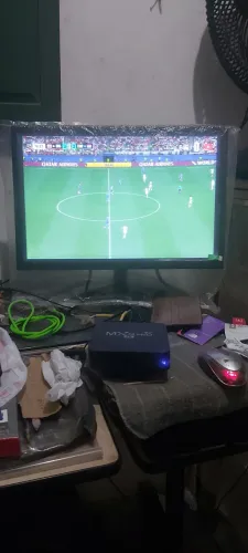MONITOR PHILLIPS 17"/com saida de audio io