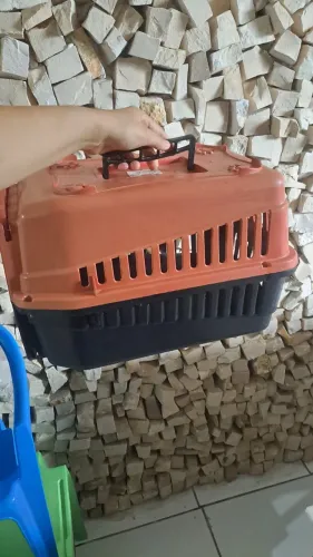 Caixa para transporte de gato. 