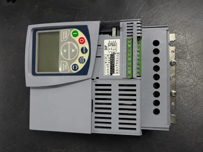 Inversor Frequência CFW500 - 7,5cv 220v