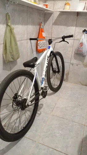 Bicicleta aro 29 do meu uso para vender por 1600 reais preço negociável