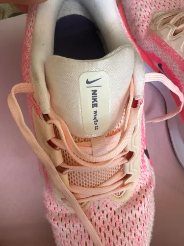 Tênis de corrida Nike Winflo 11