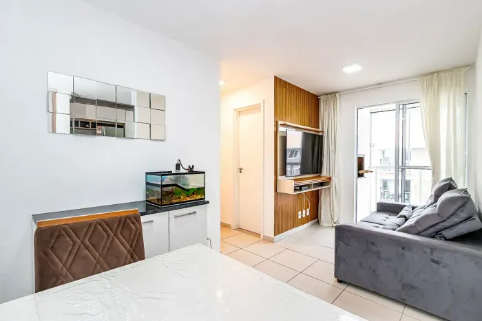 Apartamento com 2 quartos e 1 vaga com sacada e churrasqueira - Atuba- Pinhais/PR
