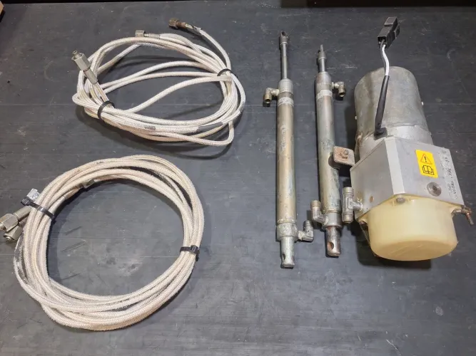 Bomba e pistões capota hidraulica eletrica escort xr3 conversivel 