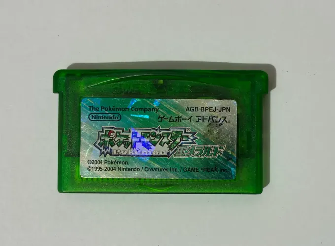 Pokémon Emerald original japonês Nintendo game boy Advance 