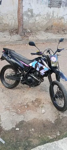 Pra vende ou troca por moto do msm valor  em 150 2014 ou 160 do msm valor 