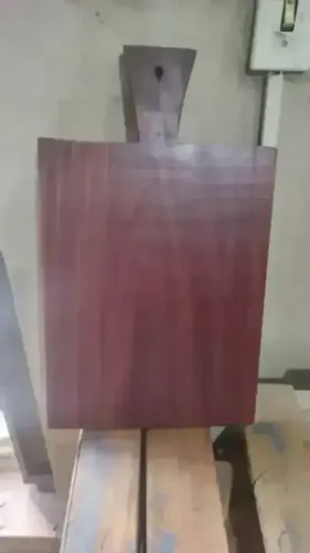 Tábua de Carne Artesanal Roxinho | Madeira Maciça | 50x30cm