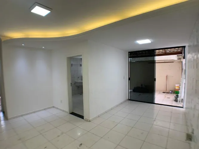 ÁREA PRIVATIVA PARA LOCAÇÃO | BAIRRO CASTELO I 2 QUARTOS.