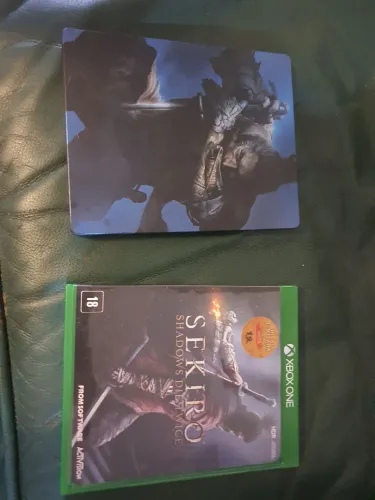 Sekiro Steelbook edição limitada com poster Xbox one xone