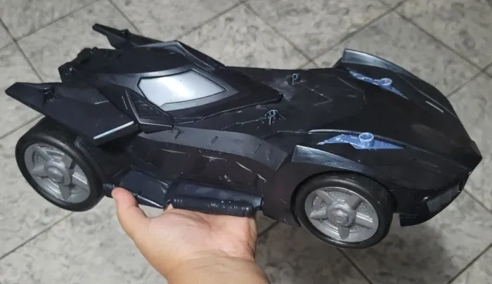 Batmovel 40cm mattel veículo batman batmobile