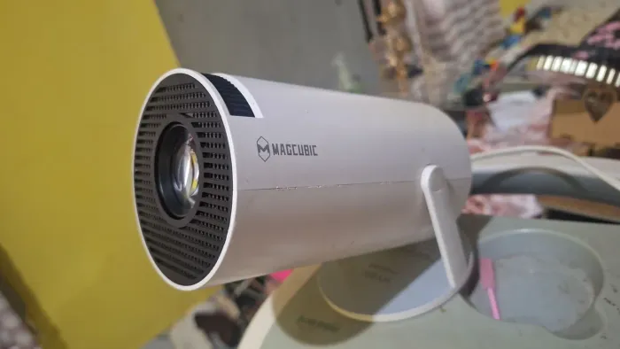 Projetor Hy300 Magcubc c/ Unitv vitalício