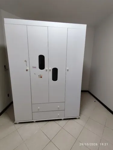 Doaçao Guarda Roupa Infantil