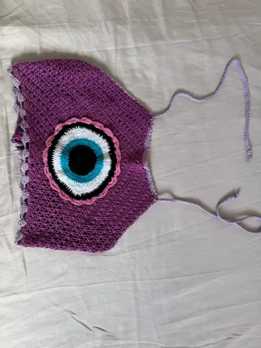 Top em crochê olho grego