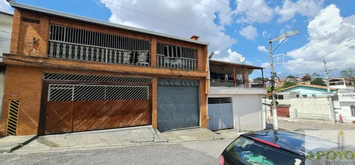 Capão Redondo Jd Lilah excelente local sobrado 290m² área construída NÃO DA FINANCIAMENTO 