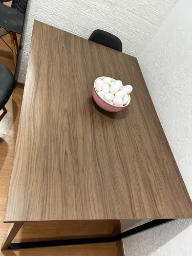 Mesa de jantar com 2 cadeiras